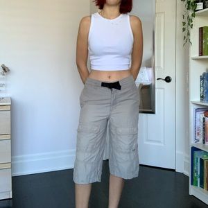 Grungy Cargo buckle capris